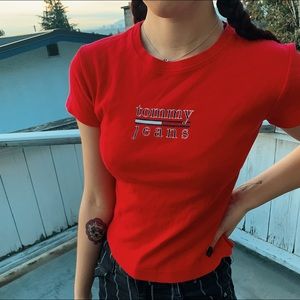 TOMMY HILFIGER crop top ✨